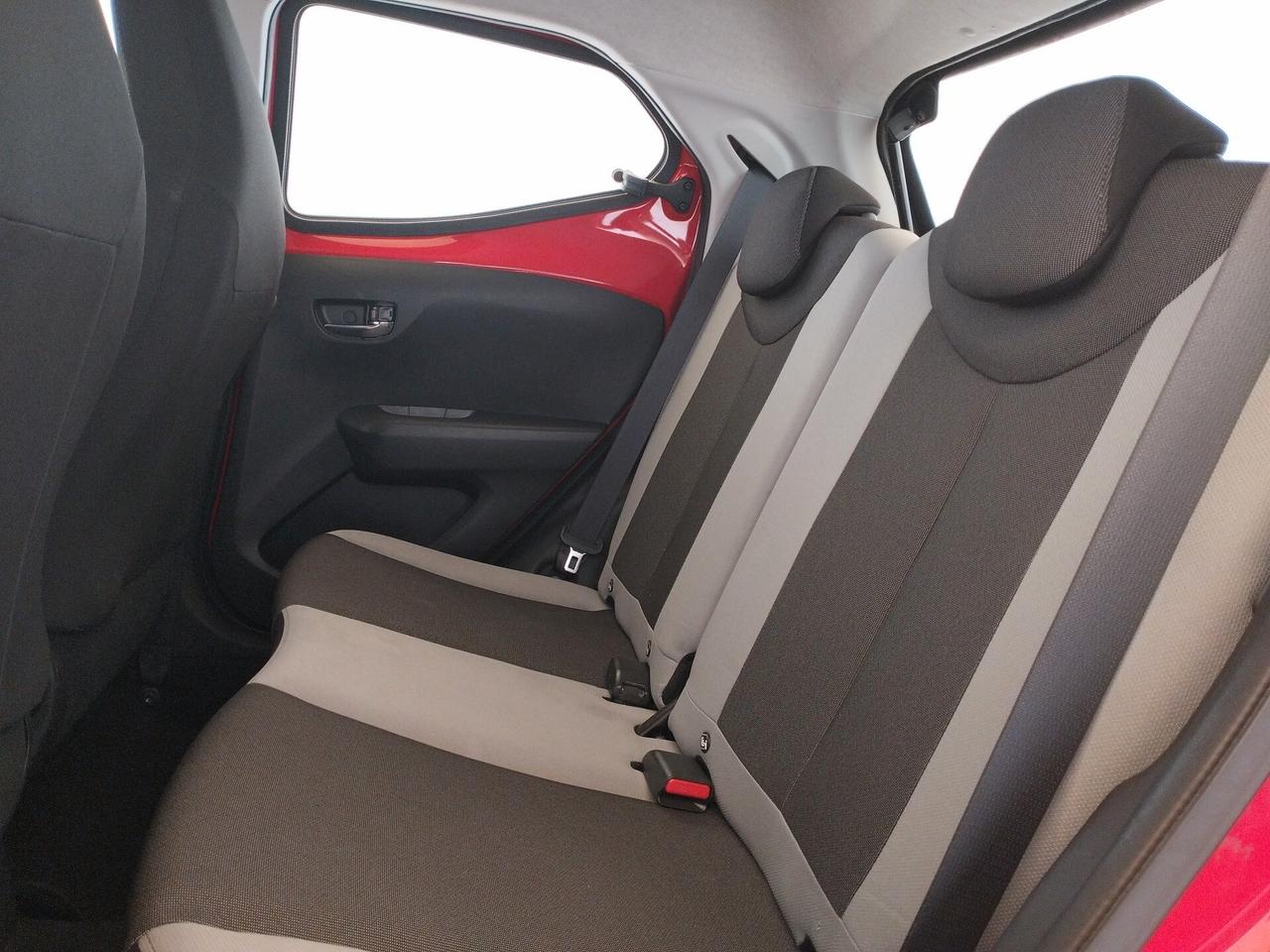 TOYOTA Aygo 1.0 69cv 5p - NEOPATENTATI
