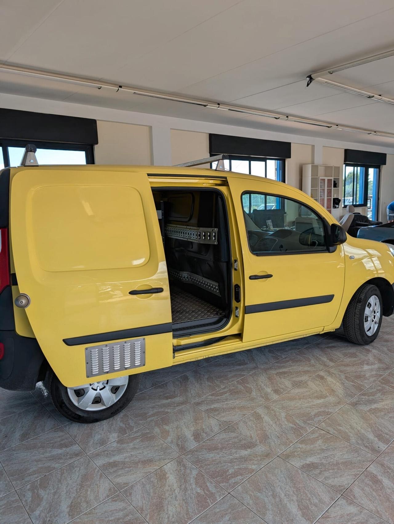 Renault KANGOO VAN ATTREZZATO