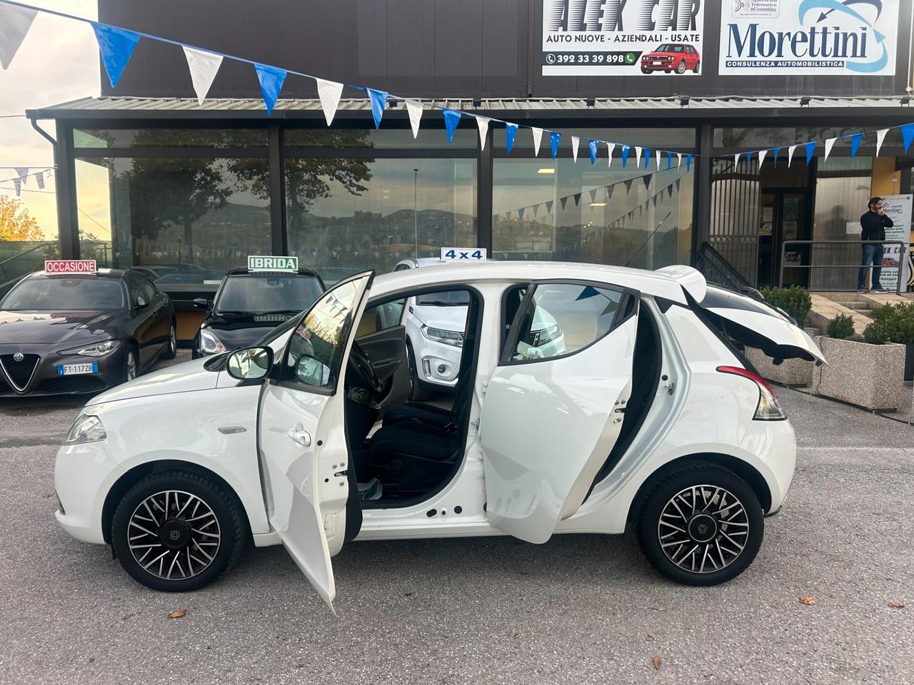 "UNA CHICCA" Lancia Ypsilon 1.2 69 CV 5 porte GPL Edition