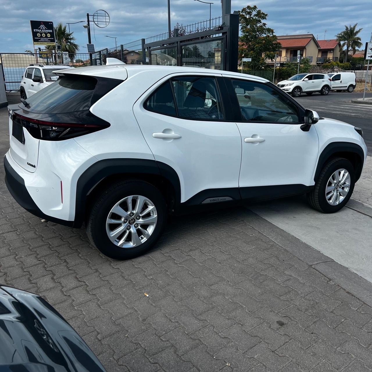 Toyota Yaris Cross 1.5 Hybrid 5p. E-CVT Premiere