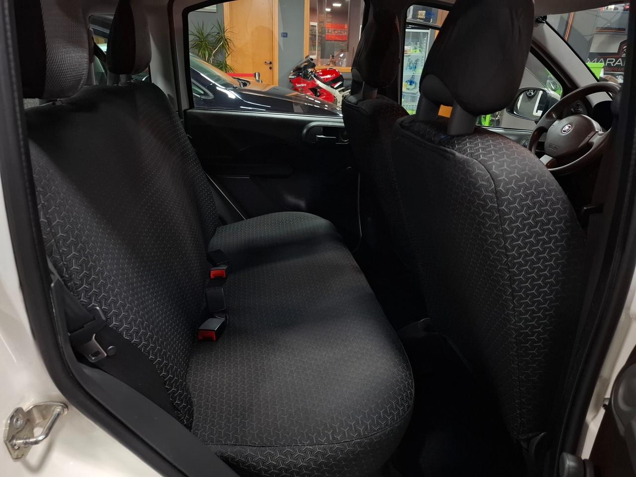 Fiat Panda 1.2 benzina NEOPATENTATO