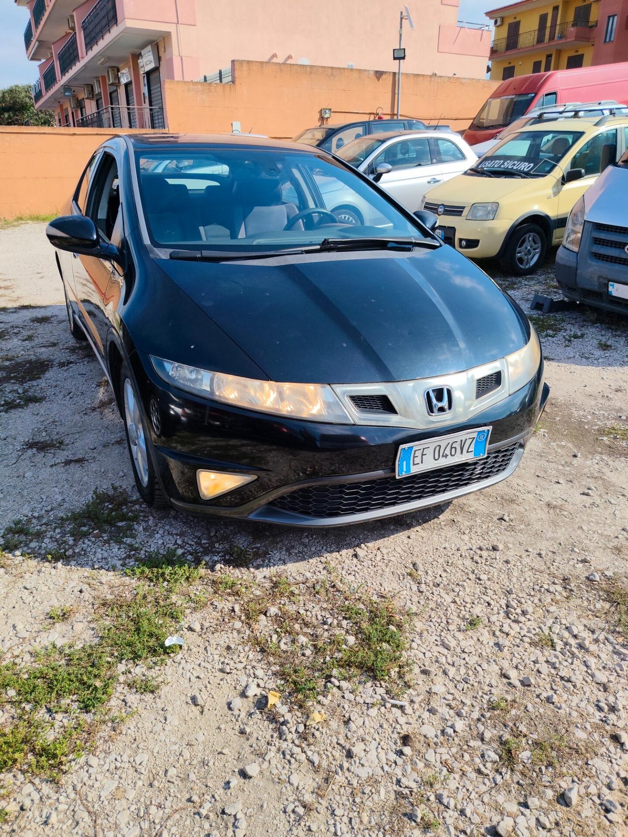 Honda Civic 1.4 GPL 2011