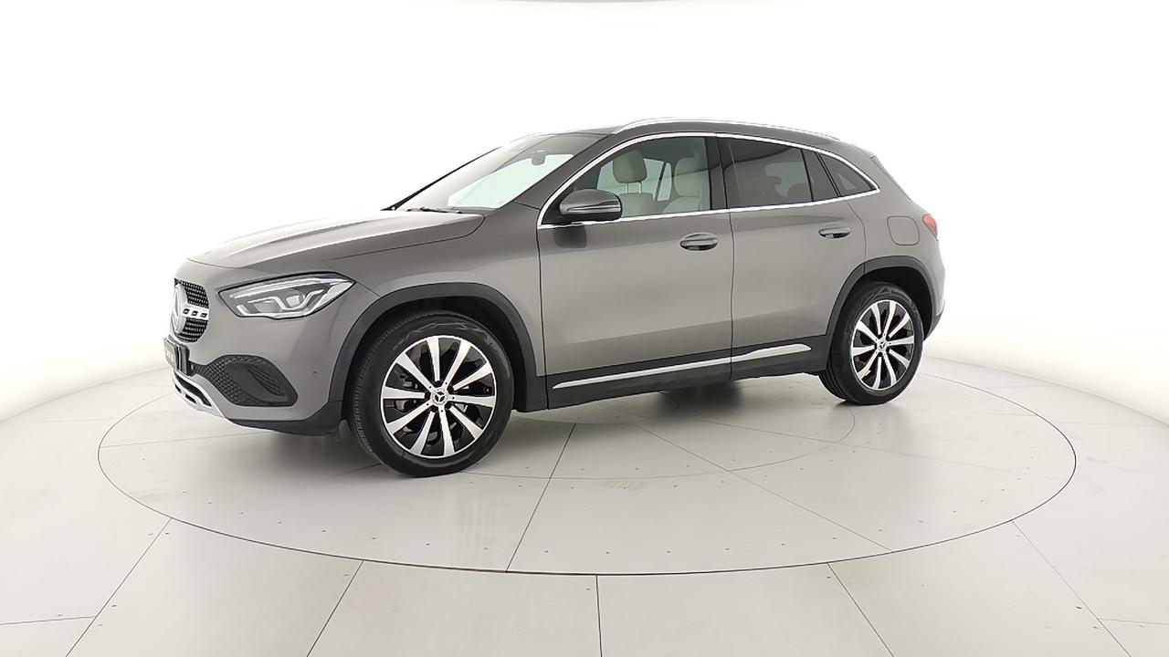 Mercedes-Benz GLA-H247 2020 - GLA 250 e phev (eq-power) Sport Plus auto