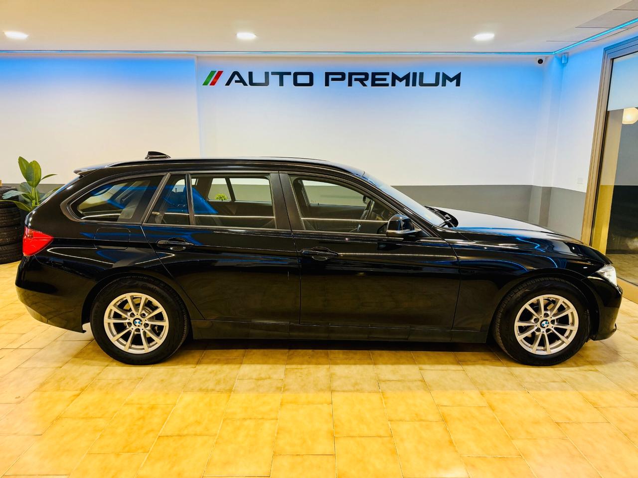 BMW 318d Touring LED / Sedili Risc. / Navi