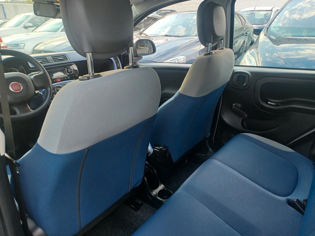 Fiat Panda 1.2 Lounge EURO 6
