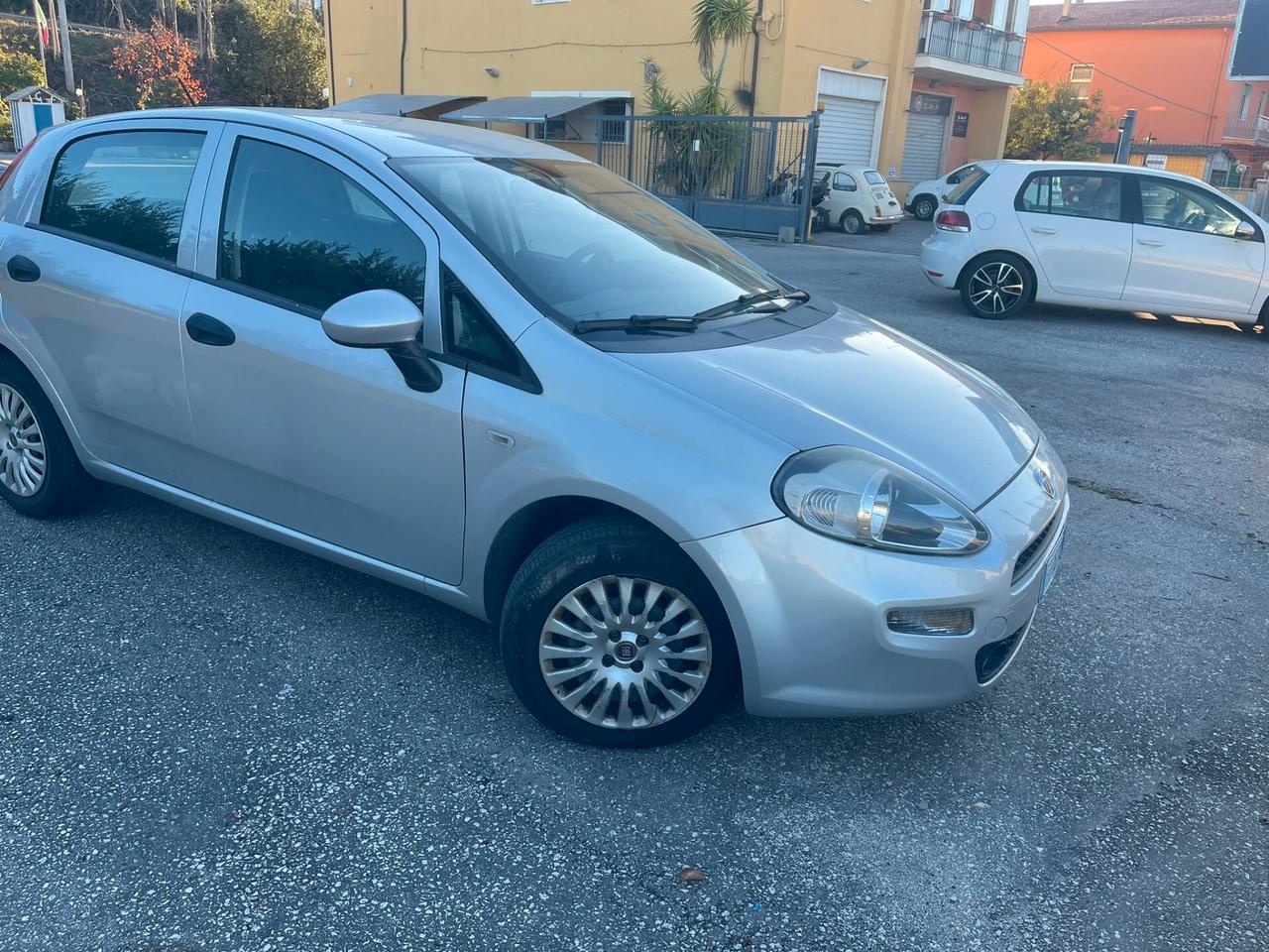 Fiat Punto 1.2 8V 5 porte Lounge GPL