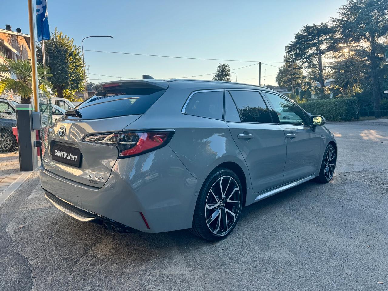 Toyota Corolla Touring Sports 2.0 Hybrid Lounge