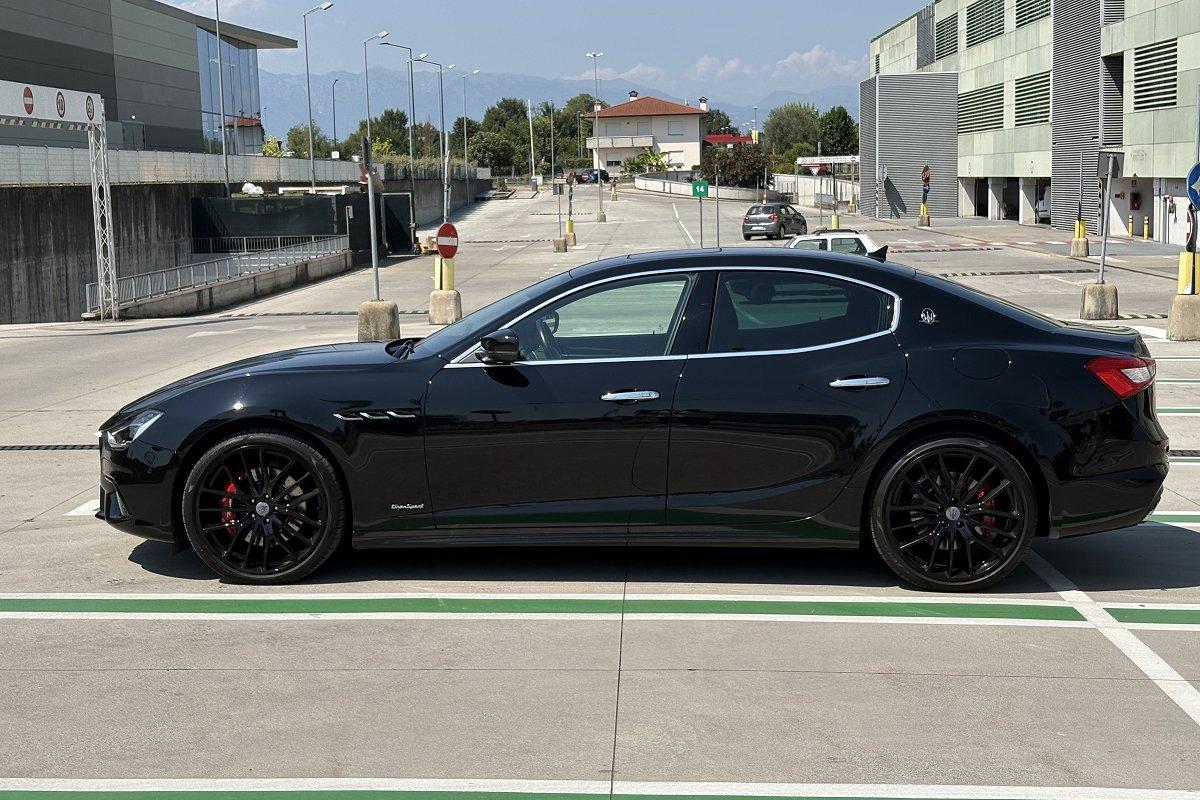 MASERATI Ghibli V6 Diesel 275 CV Gransport