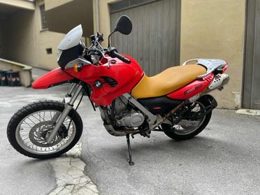 BMW F 650 GS .