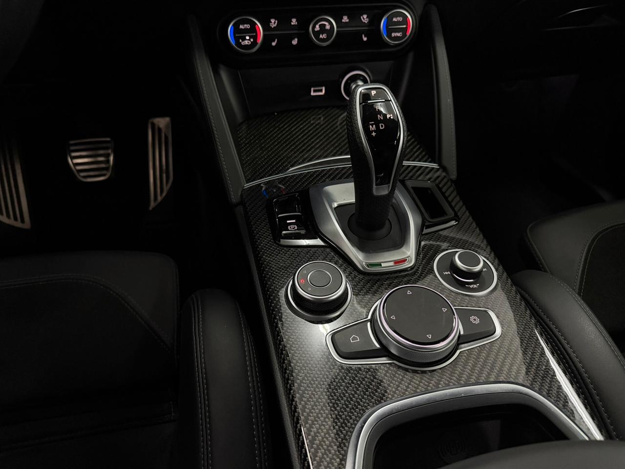 Alfa Romeo Stelvio 2.2 TD 210 CV VELOCE Ti DISTRIBUZIONE OK CARBONIO