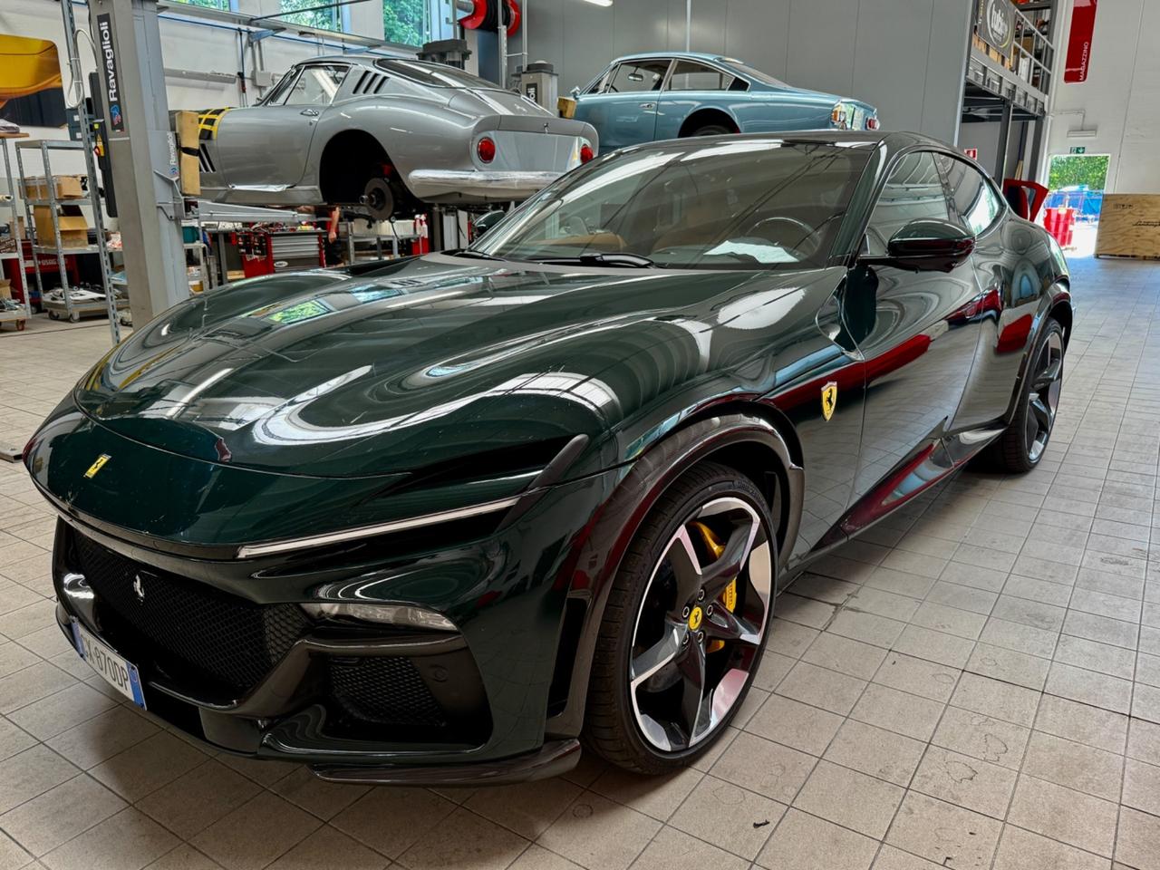 Ferrari Purosangue - SUBENTRO LEASING