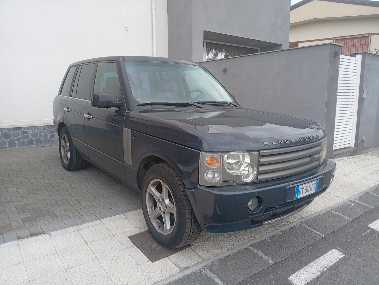Land Rover Range 3.0 Td6 Vogue Foundry