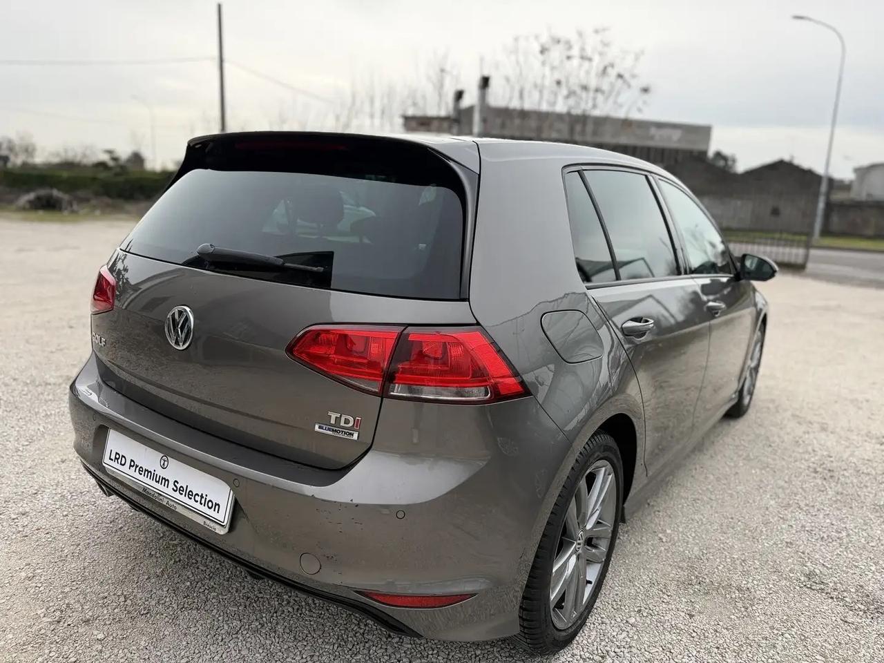 Volkswagen Golf 7 1.6 Tdi Dsg 110cv R-line Edition Uniporp E6