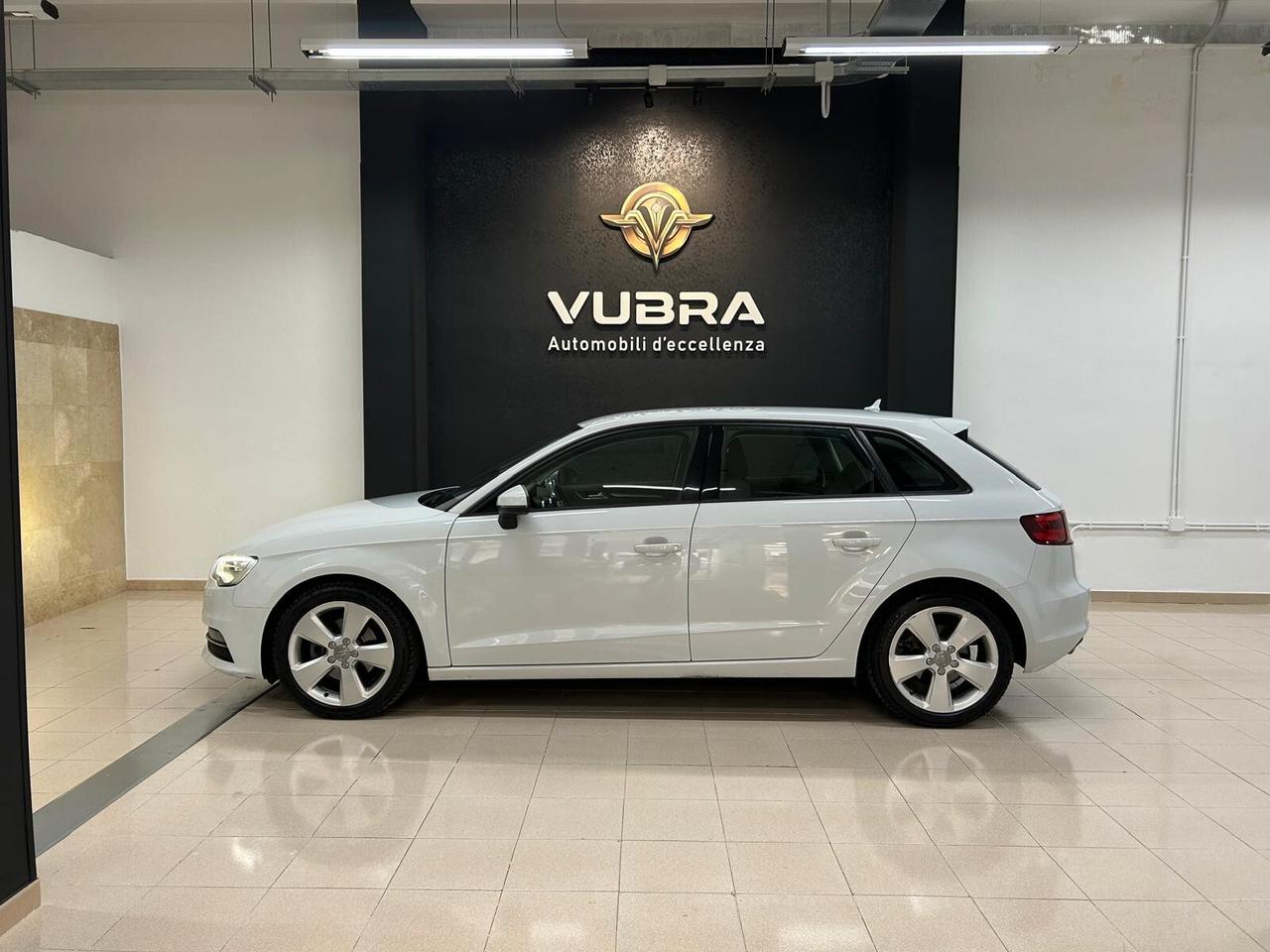 Audi A3 SPB 1.6 TDI clean diesel S tronic Business