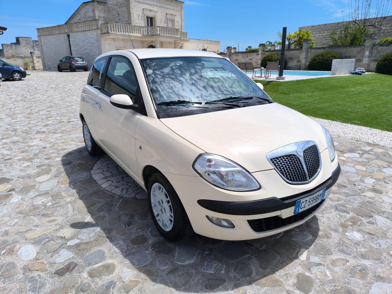 Lancia Ypsilon 1.2 perfetta full optional