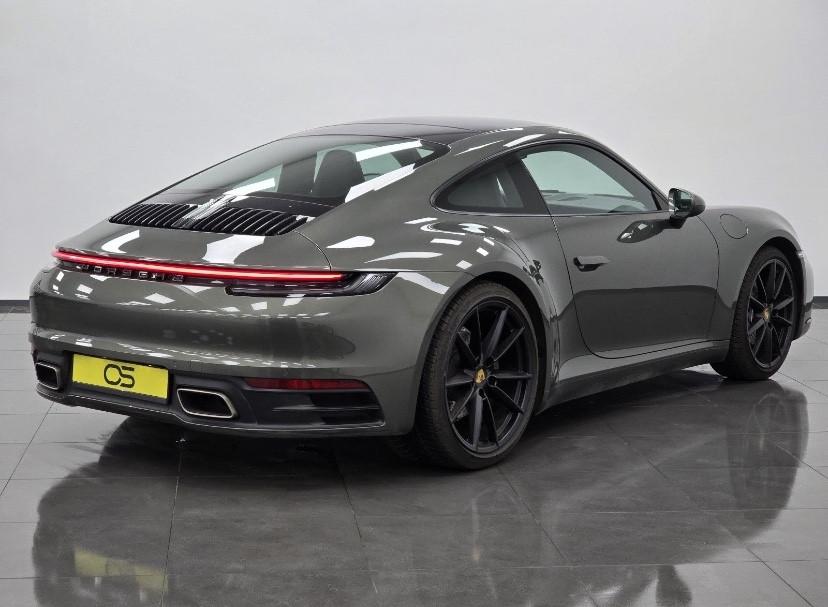 Porsche 911 Carrera
