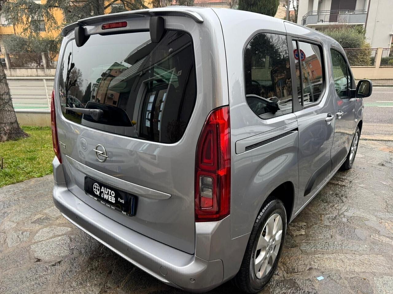 OPEL COMBO LIFE 1.5D 100cv ADV N1 NEOPAT IVA COMPRESA