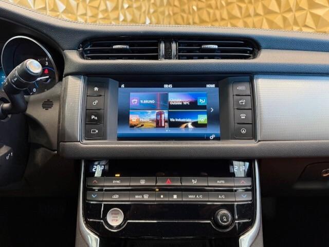 Jaguar XF 2.0 D 180 CV AWD aut. Prestige