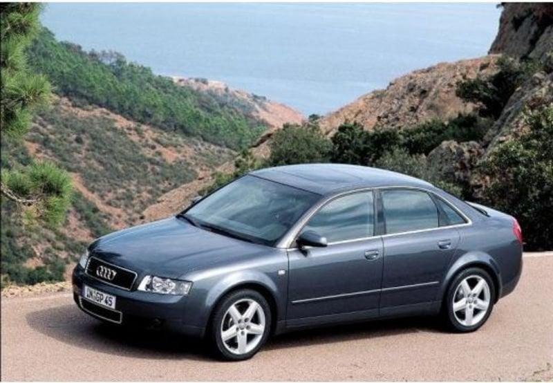 Audi A4 II 1.9 tdi 130cv