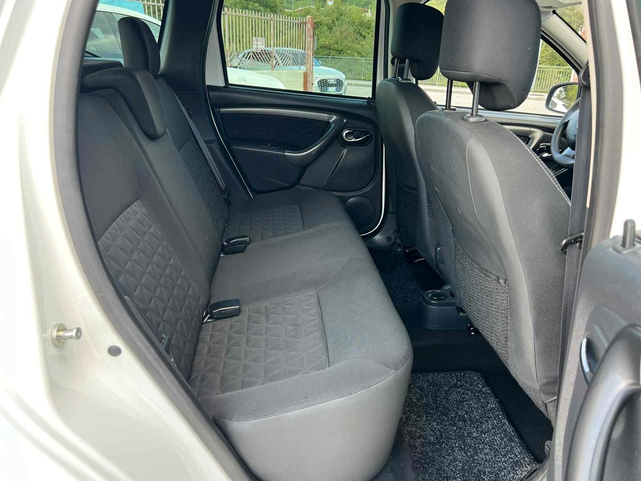 Dacia Duster 1.6 4x2 GPL -Lauréate- UNICOP.