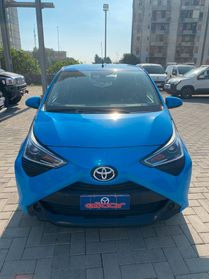 Toyota Aygo Connect 1.0 VVT-i 72 CV 5 porte