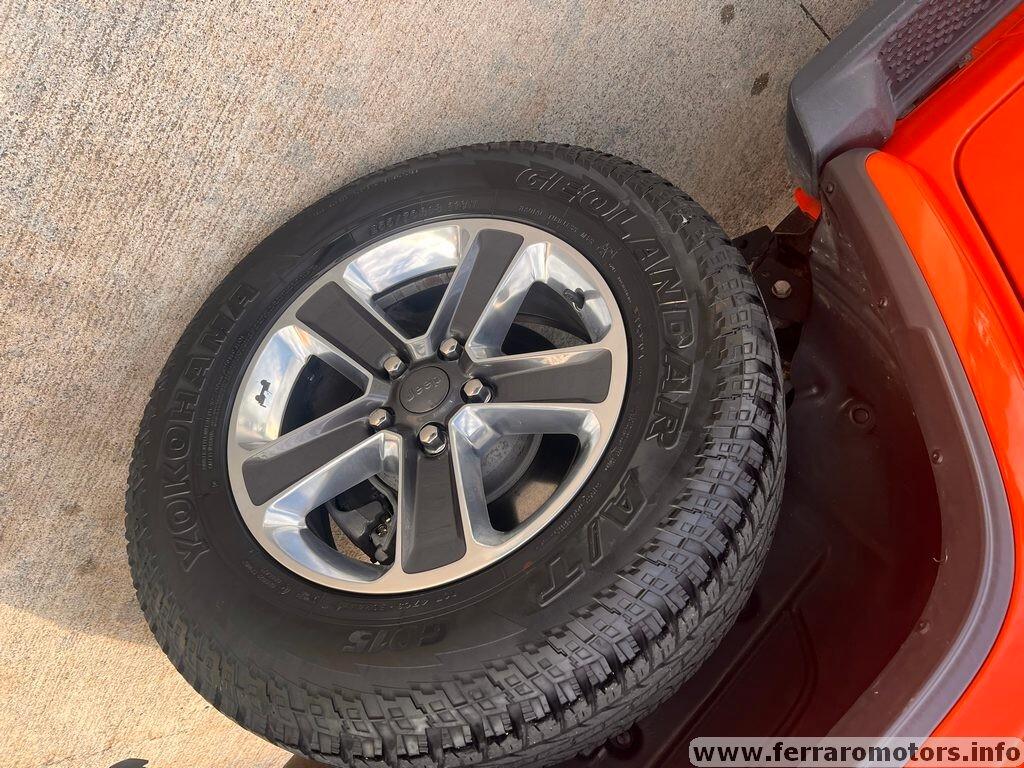 Jeep Wrangler Unlimited 2.2 Mjt II Sahara tua a soli 409 euro al mese senza anticipo