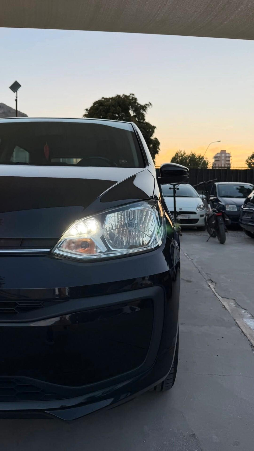 Volkswagen up! up