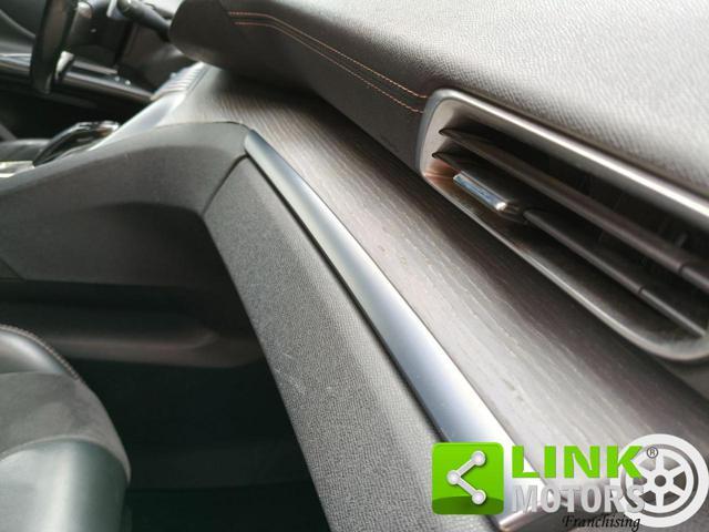 PEUGEOT 5008 BlueHDi 180 S&S EAT6 GT