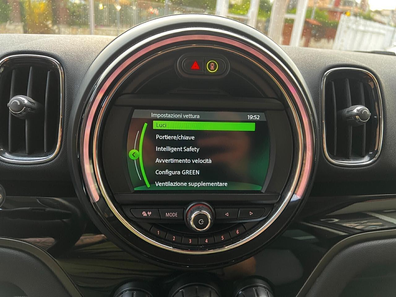 Mini Countryman D Automatica-2018-FULLED