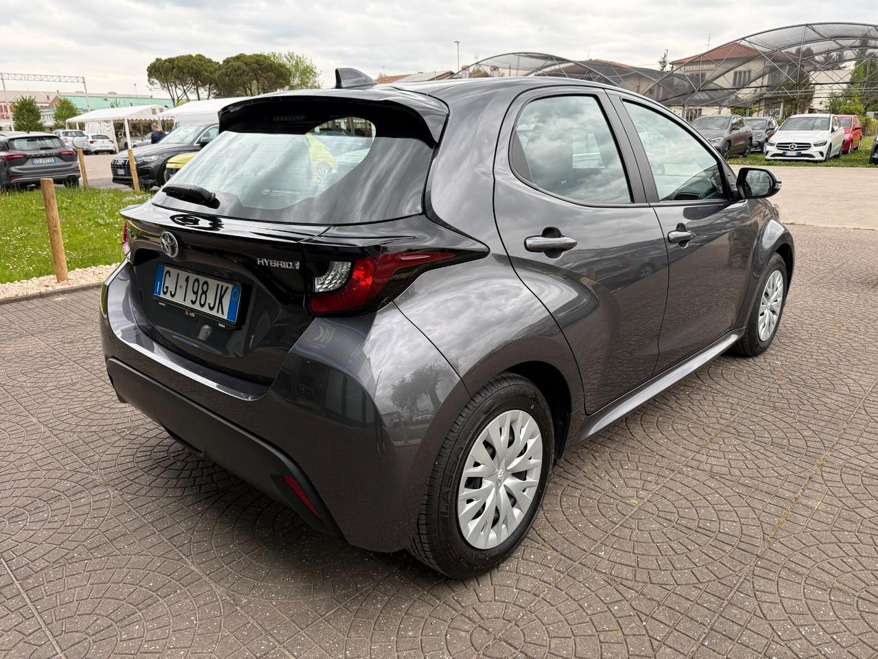 Toyota Yaris 1.5 Hybrid 5 porte Trend