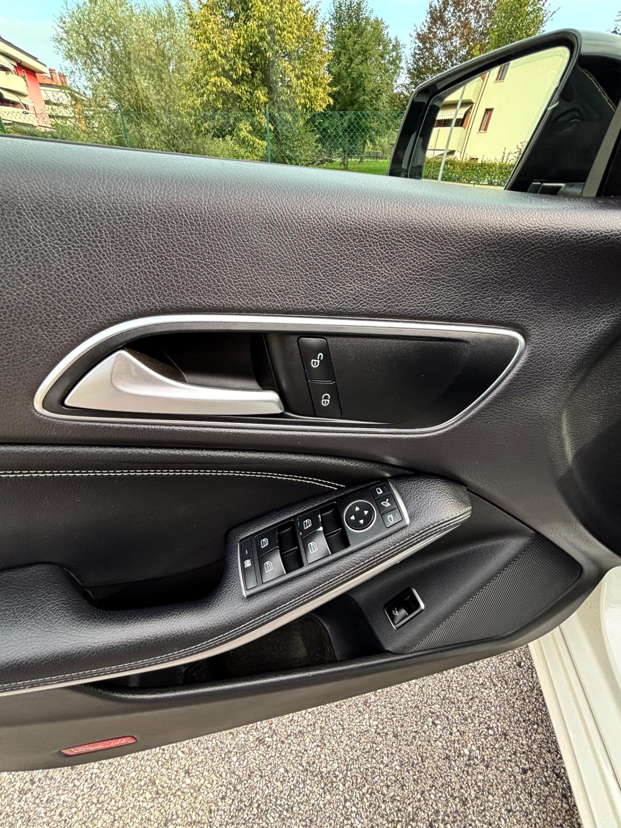 Mercedes-benz GLA 200 d Automatic Premium