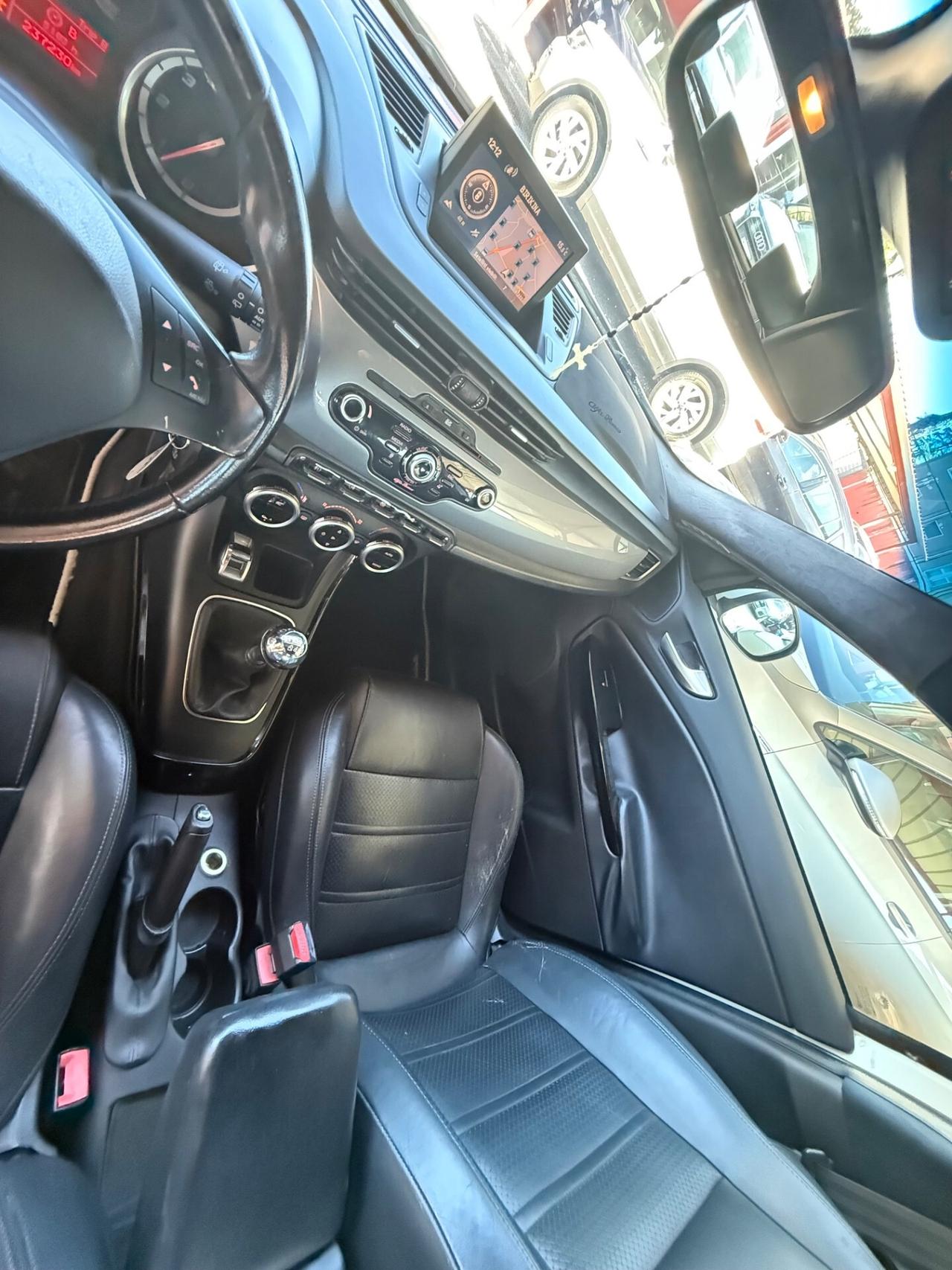 Giulietta 1.6 JTDm 105 CV Exclusive-pelle-Navi-perfetta