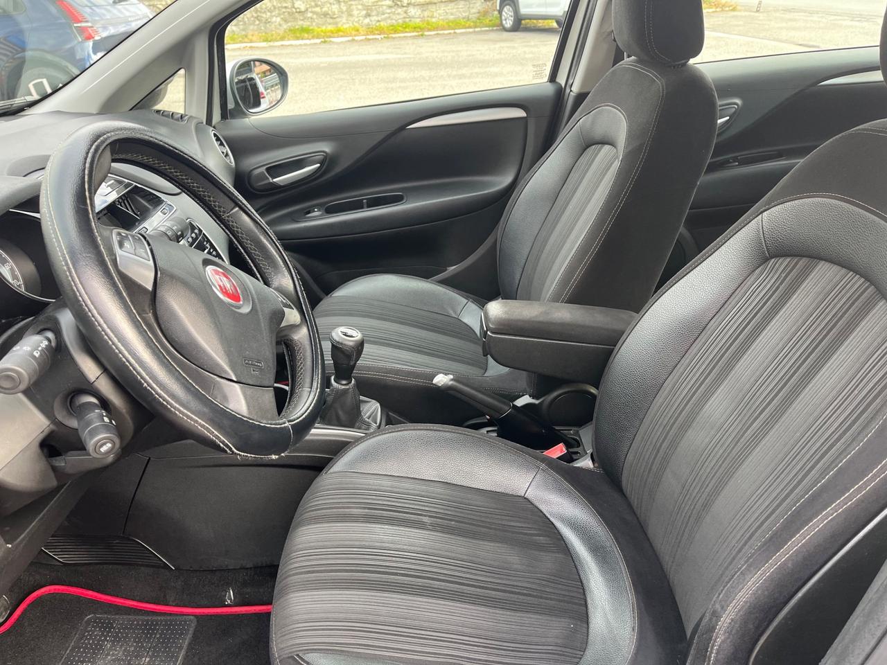 Fiat Punto Evo 1.3 - Motore rigenerato - 0Km - Neopatentati