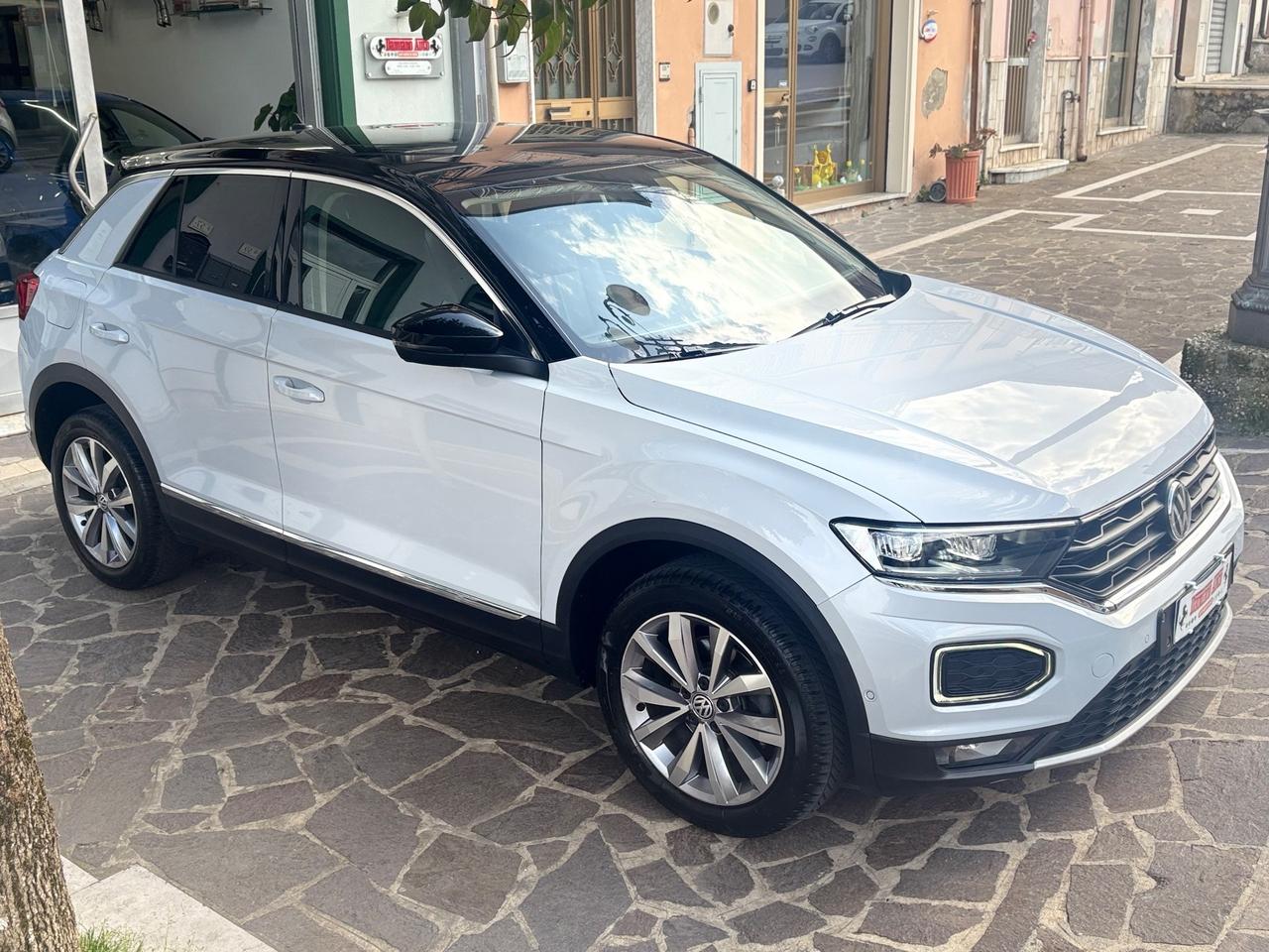 VW T-Roc 1.6 TDI Advanced FULL/LED MYSTIC WHITE