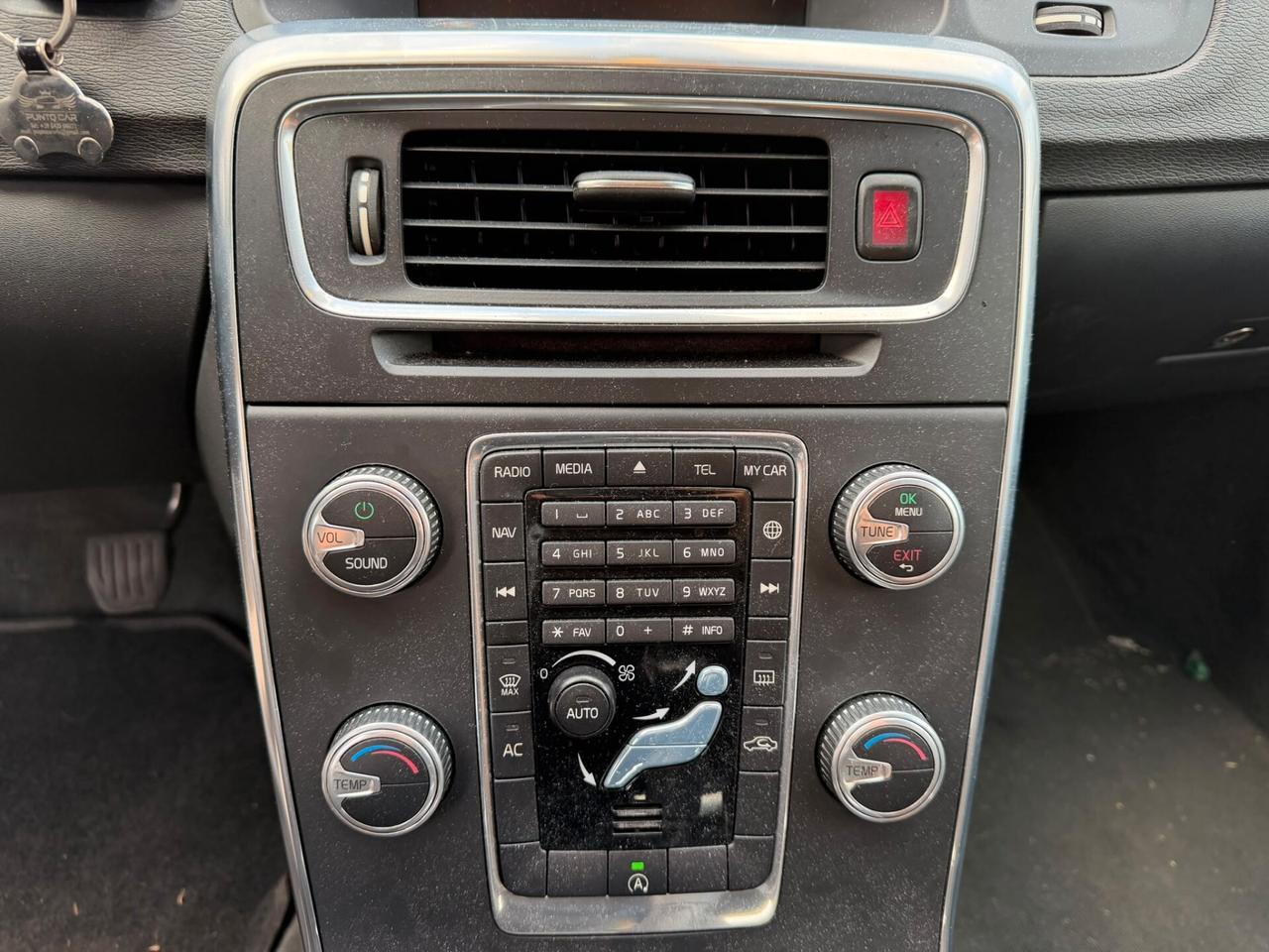Volvo V60 D2 Geartronic Momentum N1