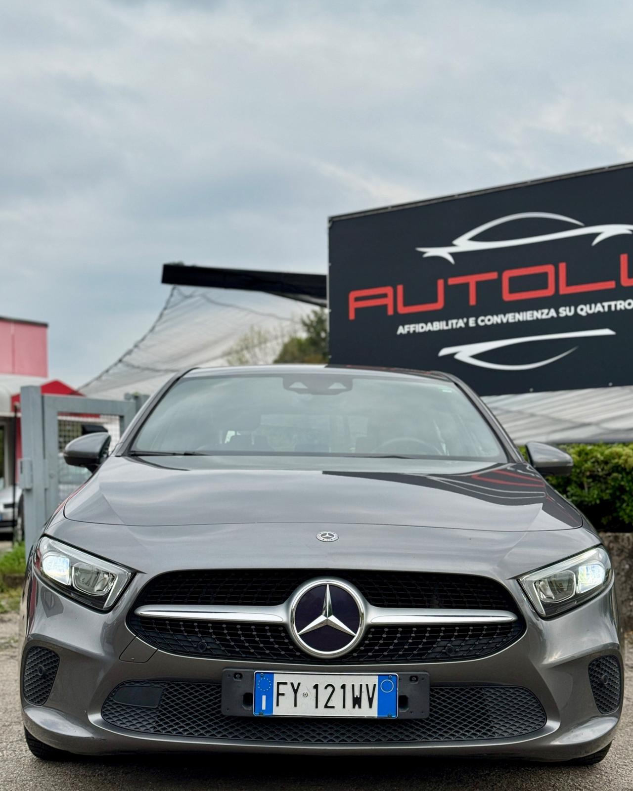 Mercedes-benz A 180BENZINA Automatic Premium NEOPATENTATI