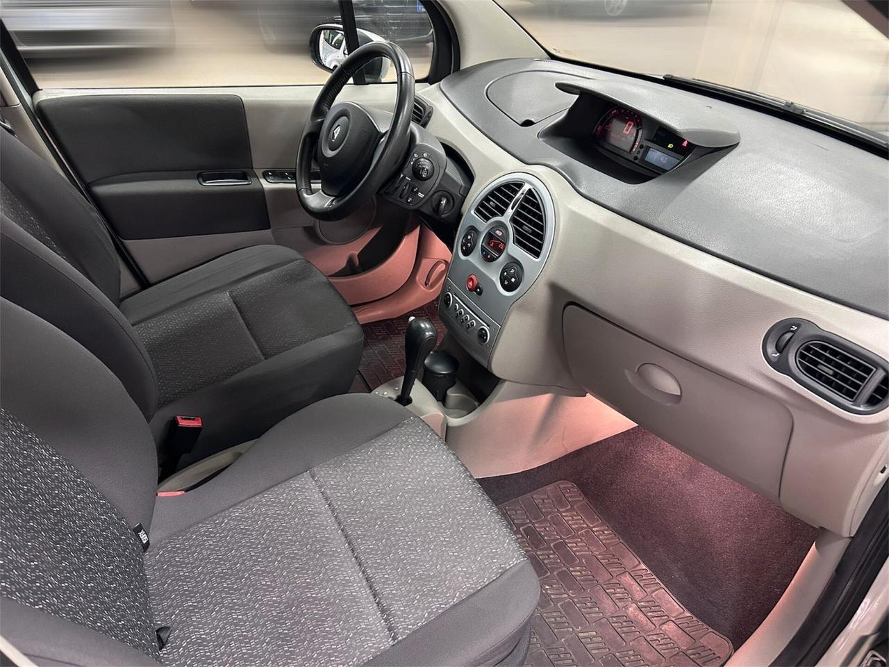 Renault Modus 1.6 16V Initiale