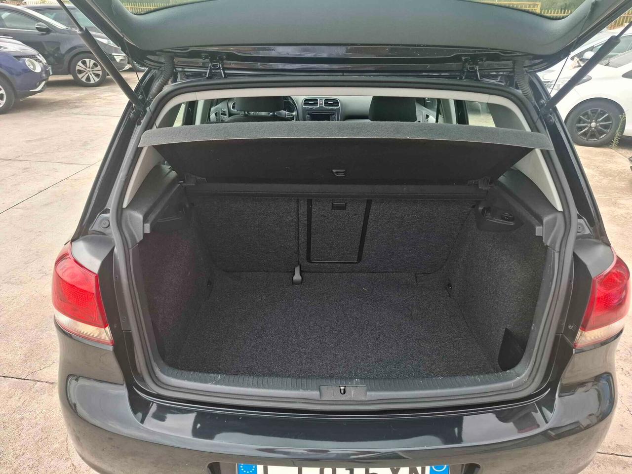 VOLKSWAGEN GOLF 6 1.6 TDI HIGHLINE - 2011