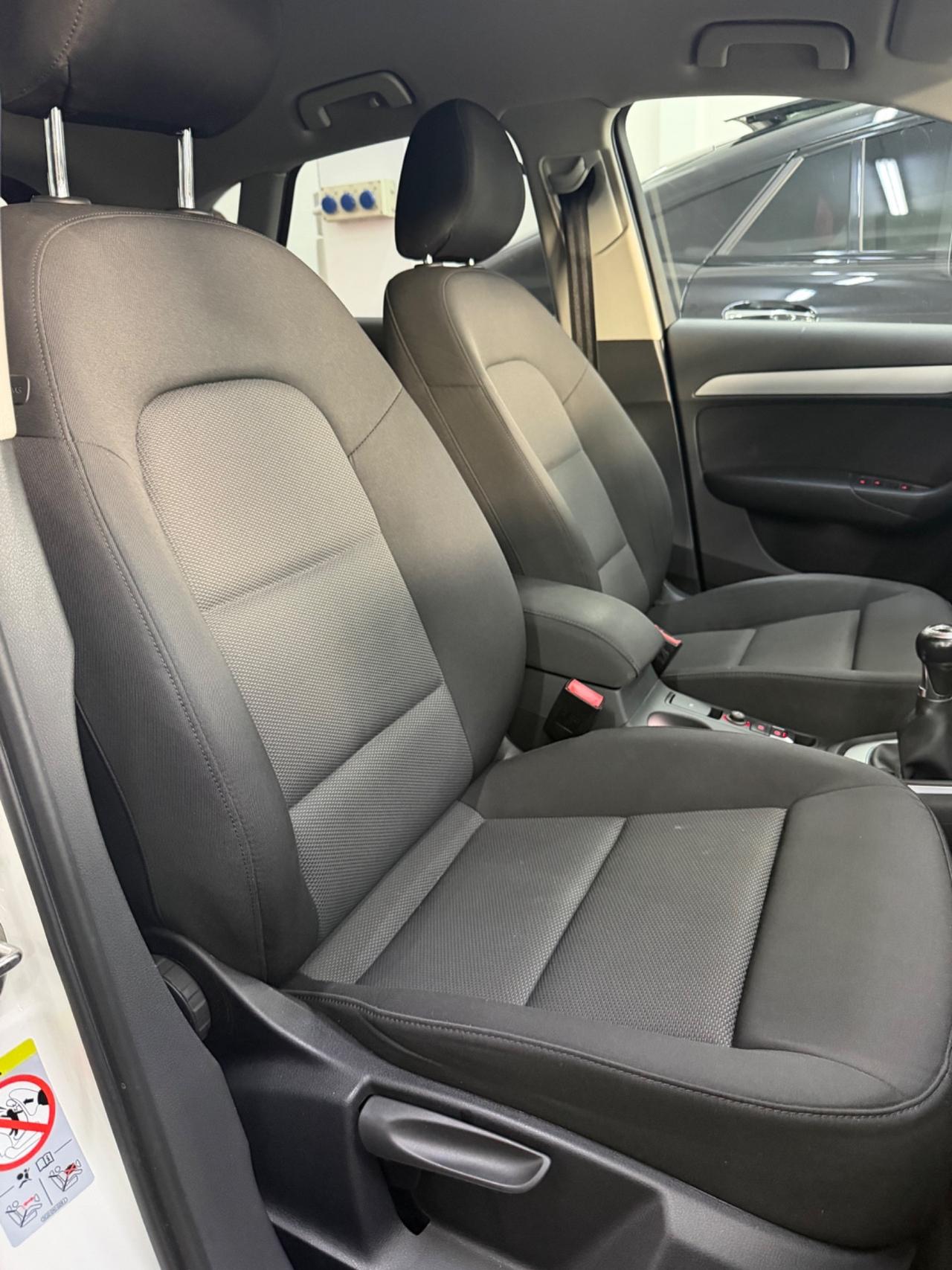 Audi Q3 2.0 TDI 120 CV Sport FINANZIABILE