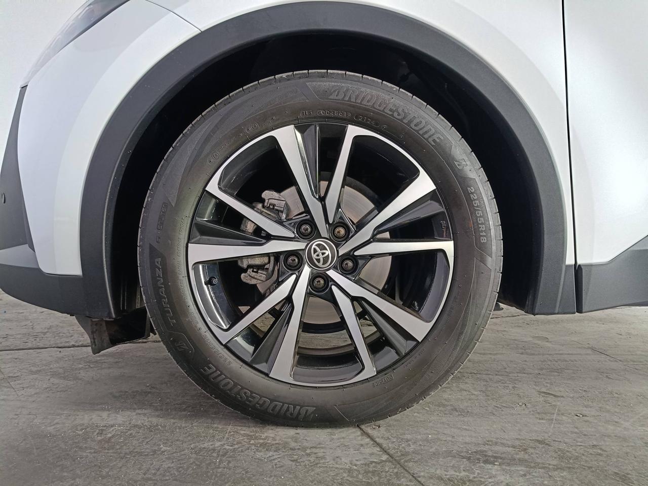 TOYOTA C-HR II 2023 - C-HR 1.8 hev Trend fwd e-cvt