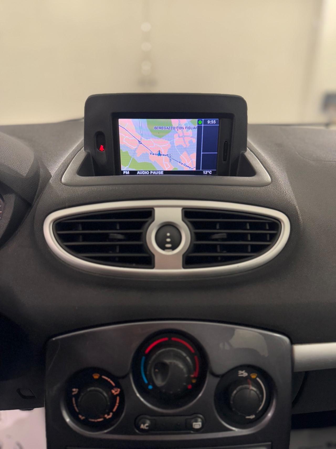 Renault Clio 1.5 dCi 90CV *NEOPATENTATI-NAVIGATORE*