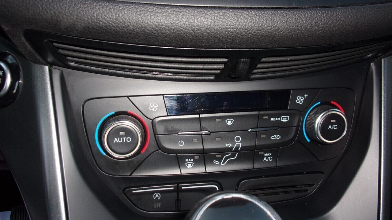 Ford Kuga 1.5 TDCI 120 CV S&S 2WD Titanium