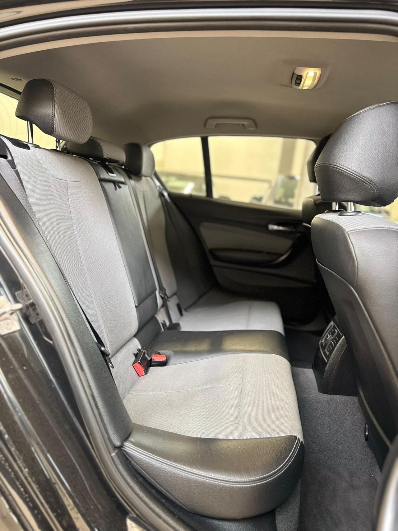 Bmw 118 116d 5p. Urban