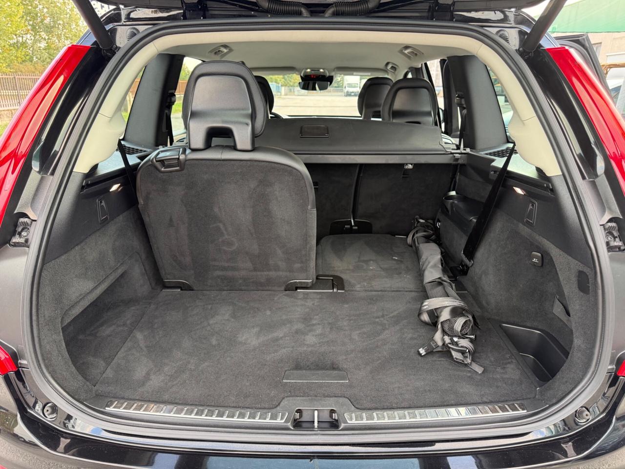 Volvo XC 90 B5 AWD Geartronic 7 posti Momentum Pro