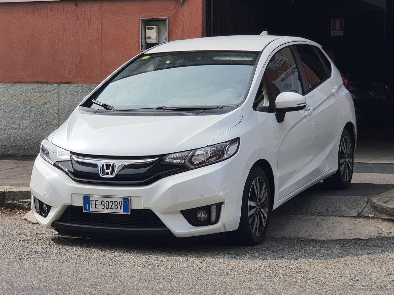 HONDA Jazz 1.3 Elegance Navi ADAS