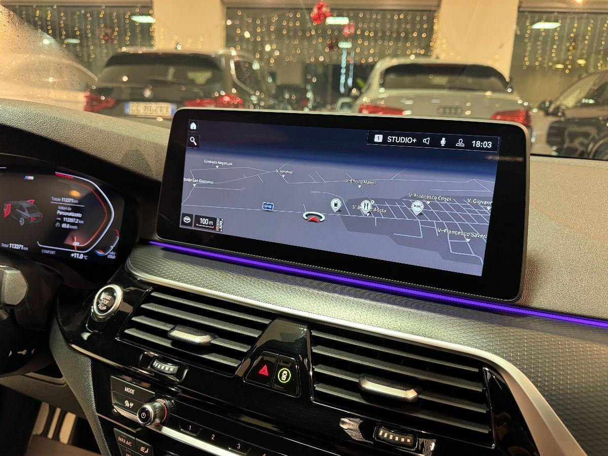 BMW Serie 5 520d xDrive Berlina Msport