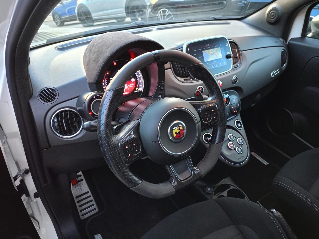 Abarth 595 1.4 Turbo T-Jet 180 CV Competizione