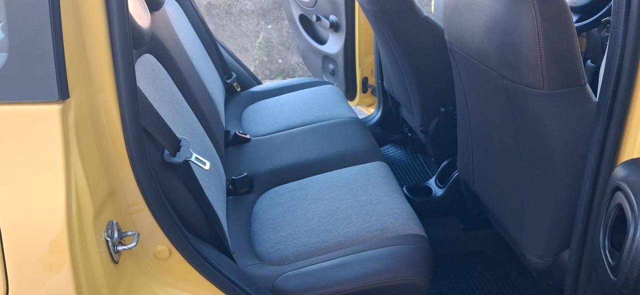 Fiat Panda 1.3 MJT 16V DPF 4x4 Climbing
