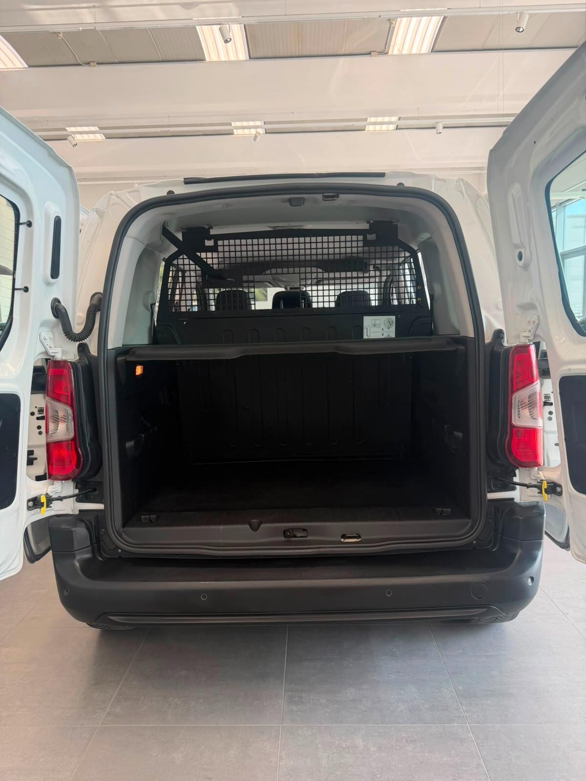 Citroen Berlingo BlueHDi 130 Stop&Start EAT8 M Feel