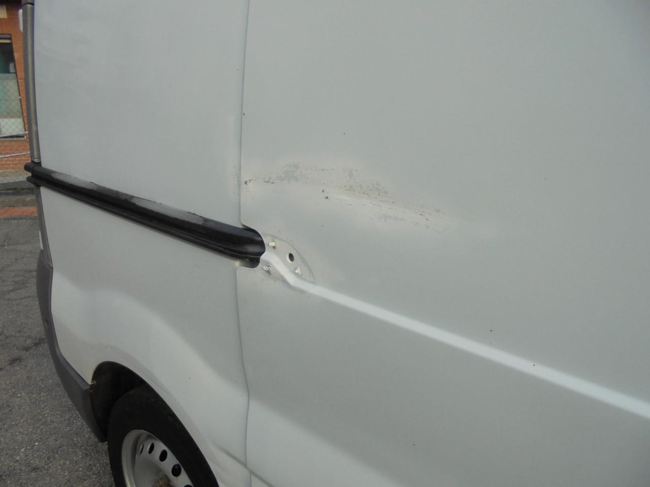 RENAULT TRAFIC 2000 DCI 115 CV